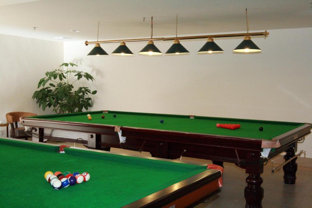 Guesthouse International Hotel Саня Екстериор снимка