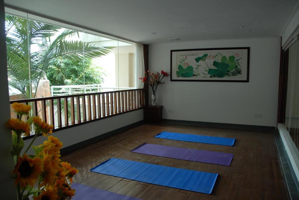 Guesthouse International Hotel Саня Екстериор снимка